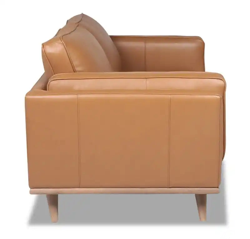 Causeuse en cuir véritable 63 po avec coussins d'assise amovibles et base en bois – Brun Caramel