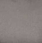 Fauteuil en tissu chenille avec garniture cloutée et pieds tournés en bois